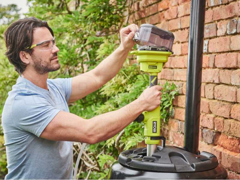Akku-Regenfasspumpe f&uuml;r Klarwasser RYOBI RY18STPA-0 18V - 2Ah