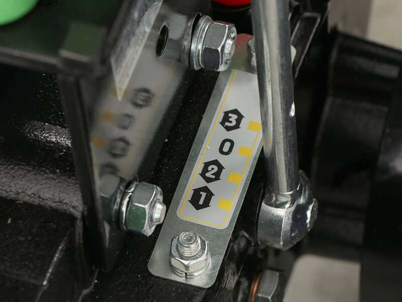 Multifunktionsm&auml;her  Lampacrescia MGM FC 130 - Honda GX390