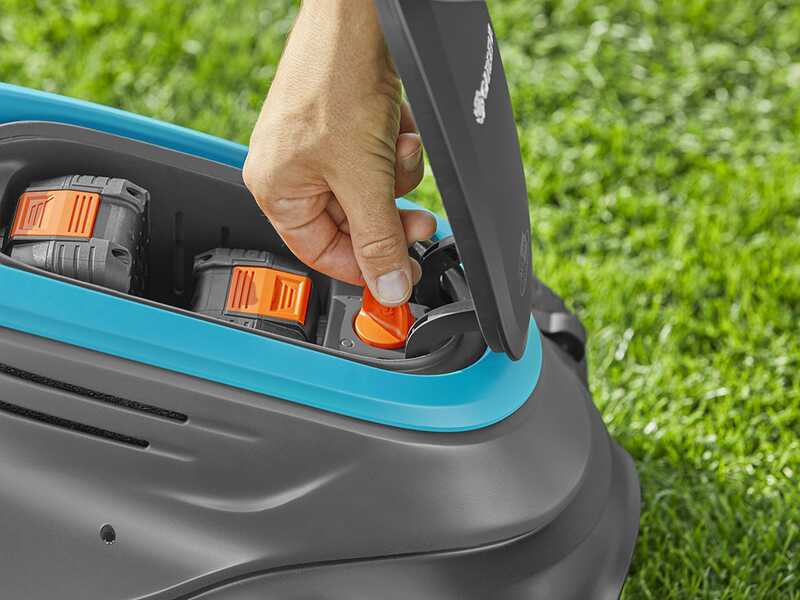 Gardena PowerMax 37/36V P4A -  Akku-Rasenm&auml;her - 36V/4ah - Schnittbreite 37 cm
