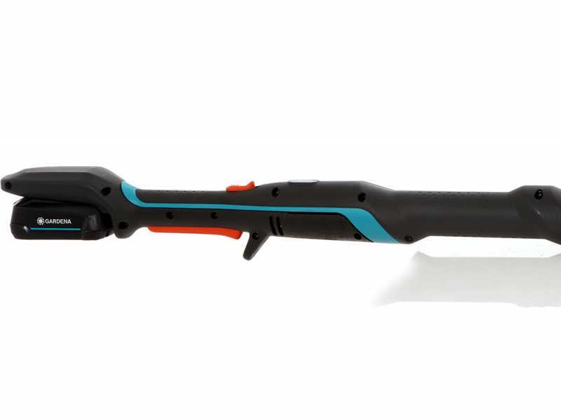 Gardena HighCut 250/18V Solo - Akku-Teleskop-Baumschere - OHNE AKKU UND LADEGER&Auml;T