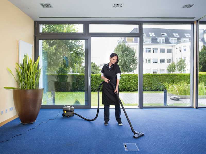 K&auml;rcher Pro T 7/1 Classic - Professioneller extrem leiser Staubsauger - 850W