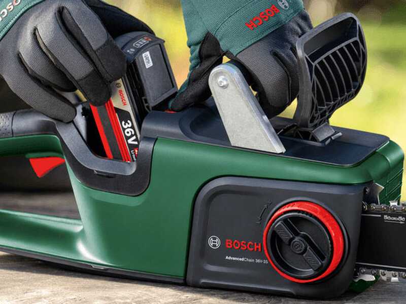 Bosch - AdvancedChain 36V-35-40 - 36V 2Ah - Akku-Kettens&auml;ge