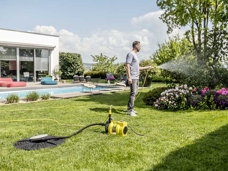 K&auml;rcher 4.500 Garden - Elektrische Bew&auml;sserungspumpe - Gartenpumpe 550 W