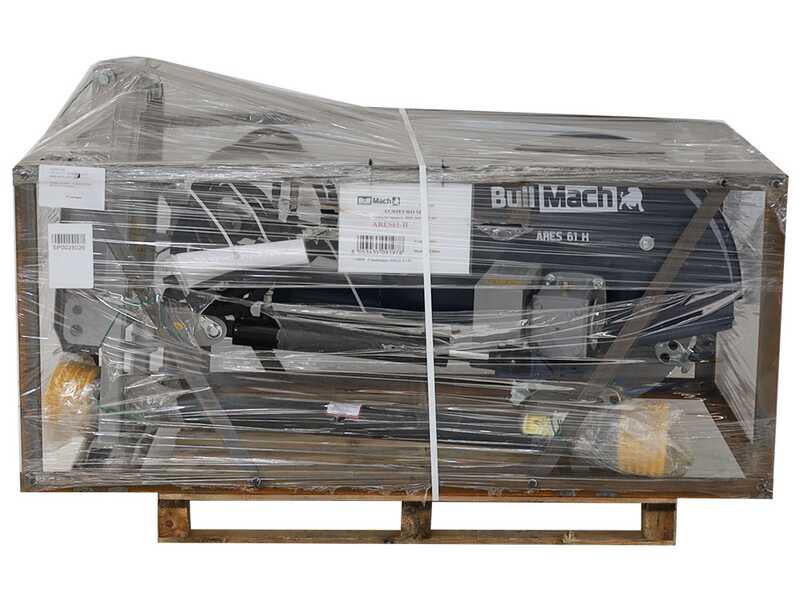 BullMach ARES 61 H - Baumstumpffr&auml;se mit Traktoranbau - hydraulische Verschiebung