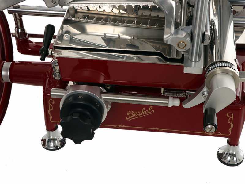 BERKEL B2 rot - Aufschnittmaschine mit Schwungrad mit Sockel - Messer 265 mm aus verchromtem Stahl