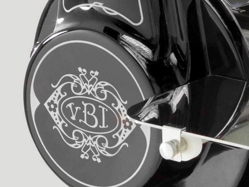 BERKEL B2 schwarz - Aufschnittmaschine mit Schwungrad - Messer 265 mm aus verchromtem Stahl