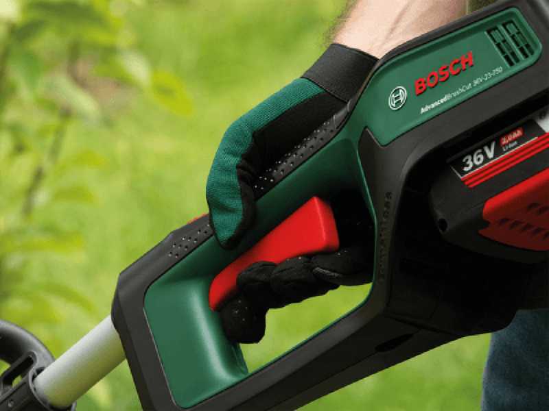 Bosch Advanced BrushCut 36V 23-750 - Akku-Motorsense - 2Ah