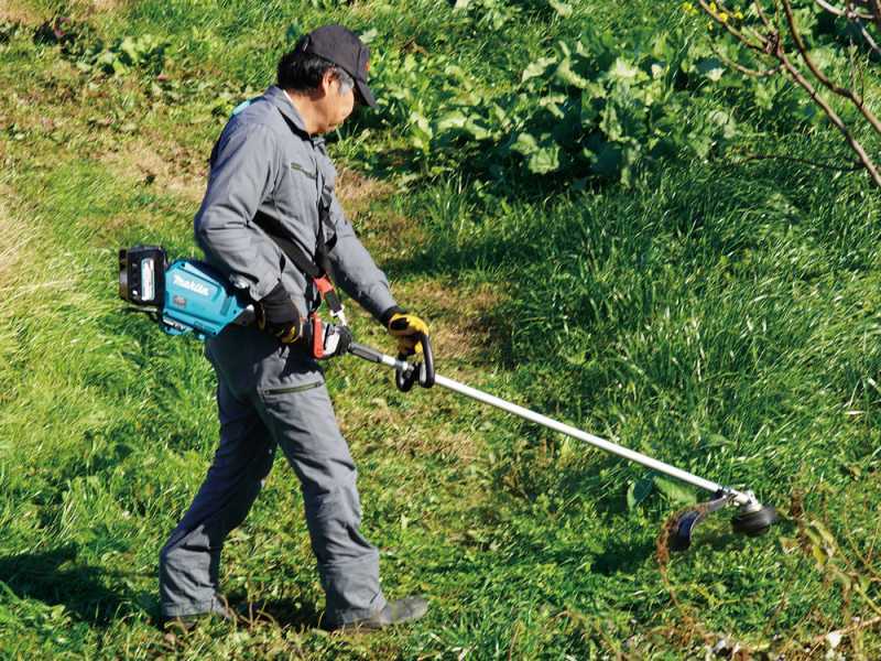 Makita UR014GZ - Akku-Motorsense - 40V - SOLO - OHNE AKKU UND LADEGER&Auml;T