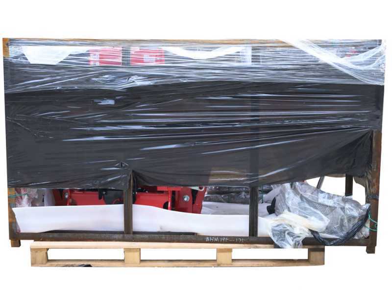GeoTech Pro BHF 225 - Heckbagger f&uuml;r Traktor - fest