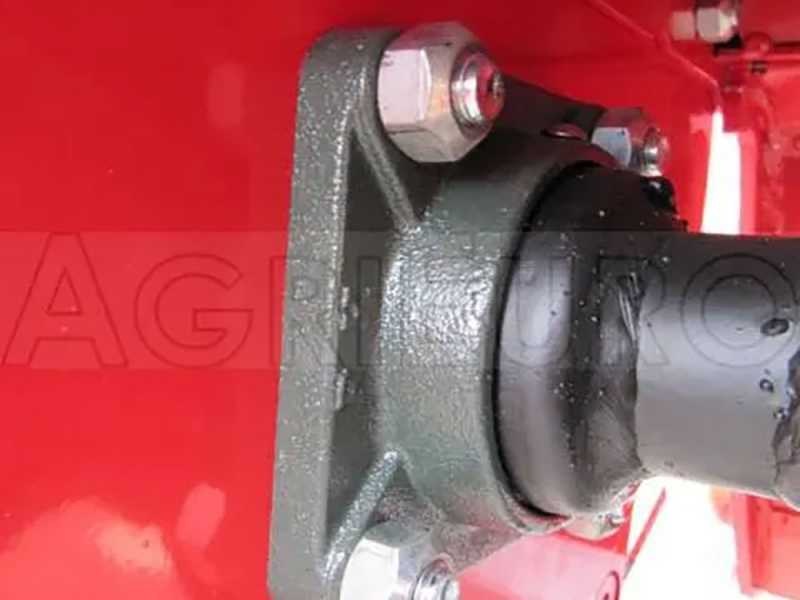 AgriEuro HO 125 - Ackerfr&auml;se f&uuml;r Kleintraktor - leichte Eins&auml;tze - mit mechanischer Seitenverschiebung - f&uuml;r linksdrehende Zapfwelle (gegen Uhrzeigersinn)