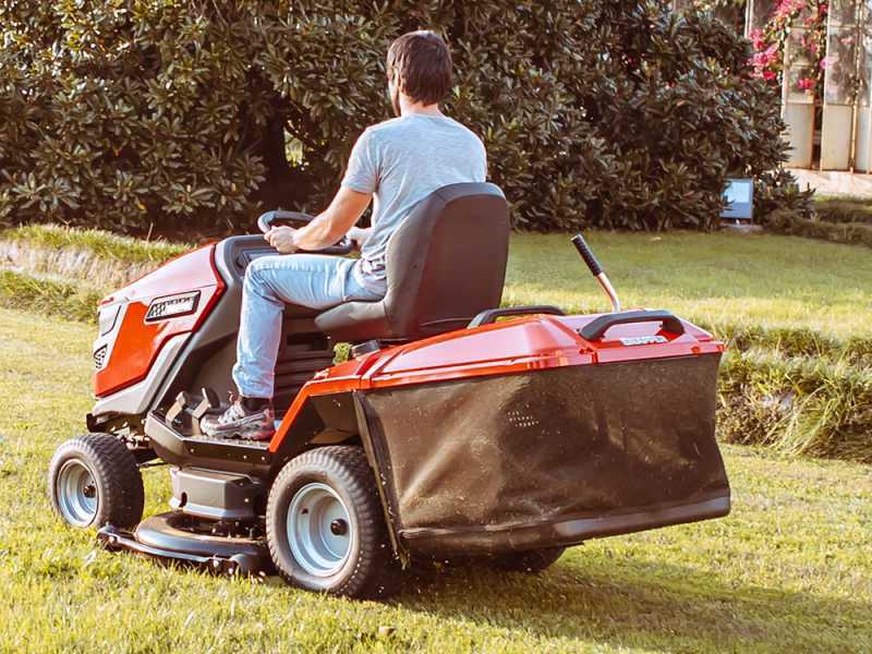 Snapper RPX92 - Rasentraktor - Briggs&amp;Stratton 724cc - Fangkorb - Mulchen