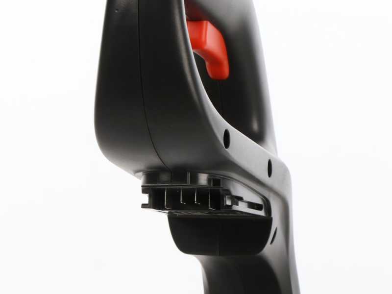 Gardena AquaBrush Compact 02/18V - Batteriebetriebener Oberfl&auml;chenb&uuml;rste - OHNE BATTERIE UND LADEGER&Auml;T