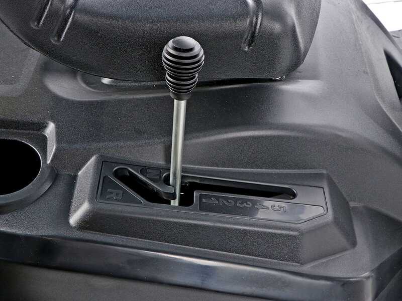 GeoTech RTM 75-685 S  - Rasentraktor - Mechanikgetriebe - Seitenauswurf