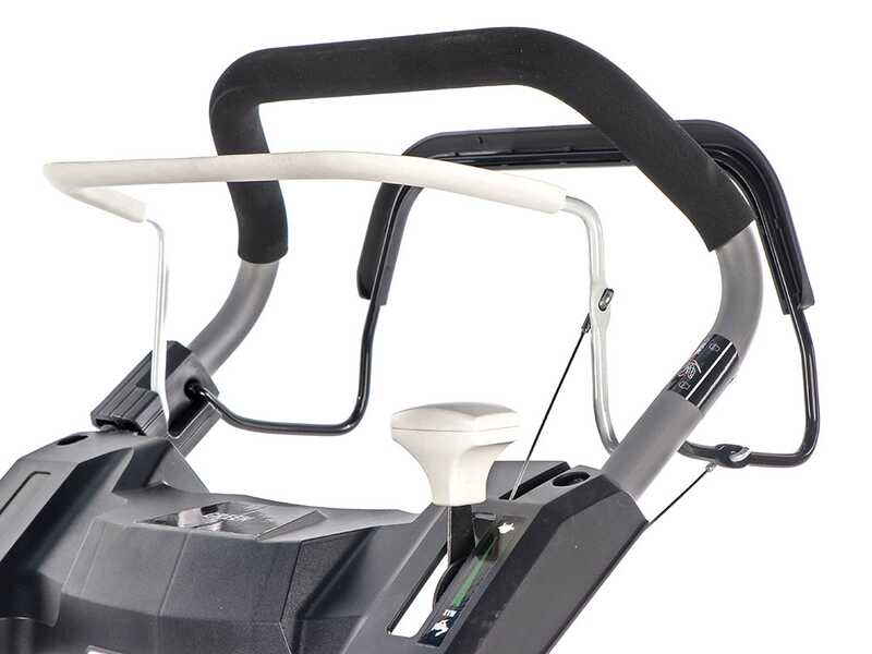Rasenm&auml;her mit Radantrieb 4 in 1 GreenBay GB-LM 51 -  Verbrennungsmotor 196ccm