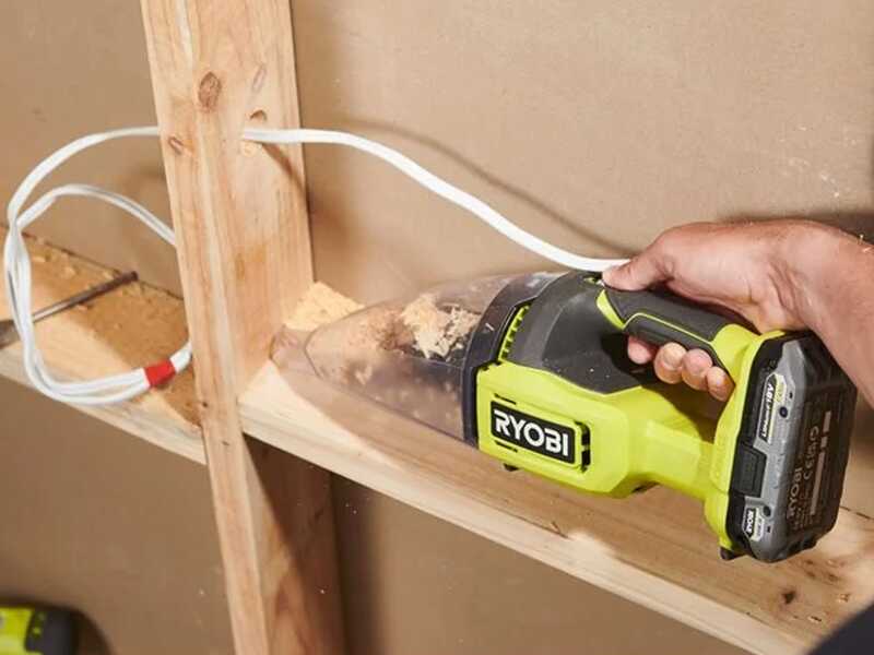 Ryobi RHV18F-0 &ndash; Akku-Staubsauger mit Verl&auml;ngerungsrohr &ndash; 18 V &ndash; 4 Ah