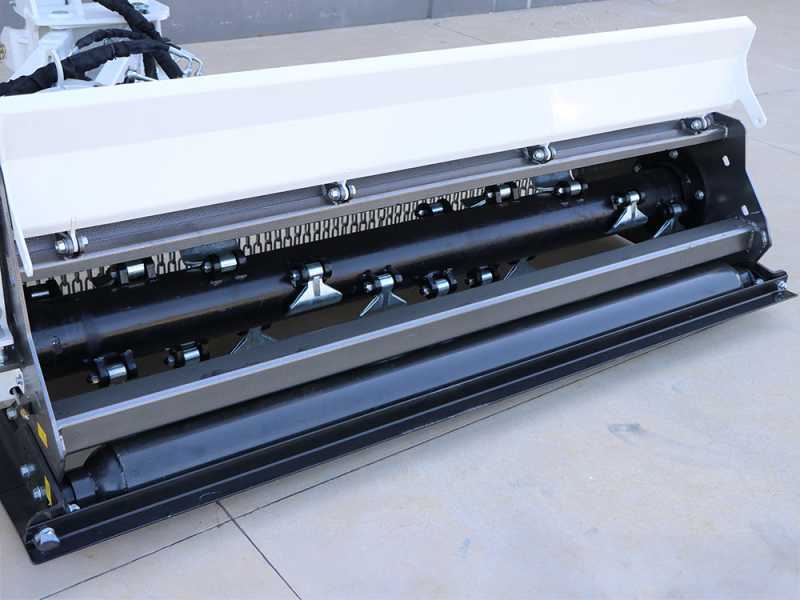 BlackStone RPEH 180 - Seitlicher B&ouml;schungsmulcher mit Arm f&uuml;r Traktoren - schwere Baureihe