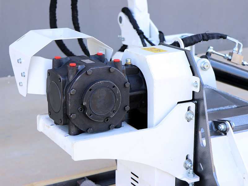 BlackStone RPEH 180 - Seitlicher B&ouml;schungsmulcher mit Arm f&uuml;r Traktoren - schwere Baureihe