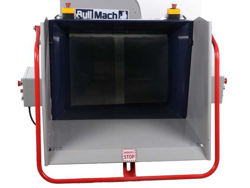BullMach ZEUS 150 H-PTO - H&auml;cksler f&uuml;r Traktoren - mit hydraulischen Walzen