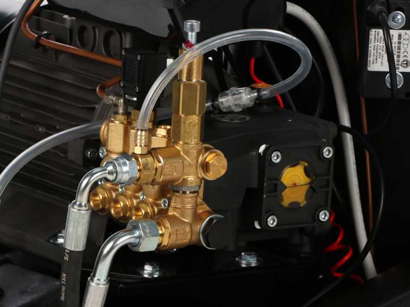 Annovi &amp; Reverberi 6640N - Hei&szlig;wasser-Hochdruckreiniger - 150 bar - 600 l/h
