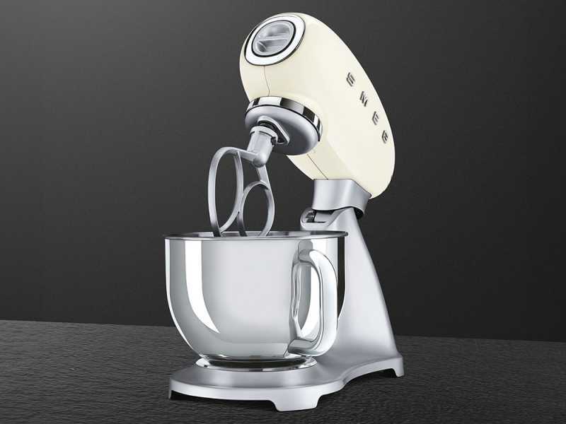 Smeg SMF02CREU Creme/Beige - Planetenkneter - Edelstahlsch&uuml;ssel  4,8 Liter