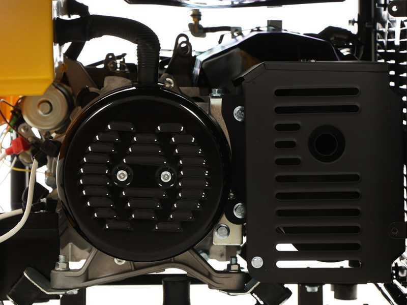 Stanley SG 6500B - Benzin Stromerzeuger - AVR - 6,5 kW - Dauerbetrieb 6 kW 400V