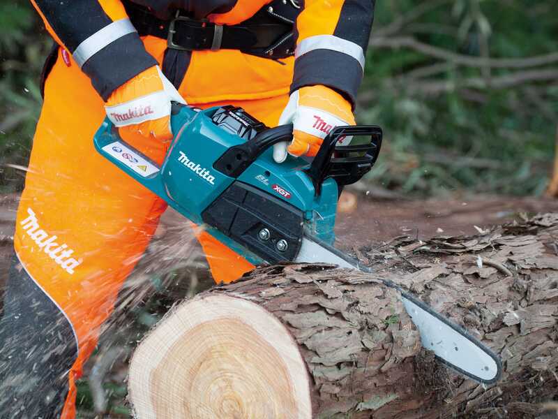 Makita XGT UC026GZ - Akku-Kettens&auml;ge 40V - Schwert 40cm - OHNE AKKU UND LADEGER&Auml;T