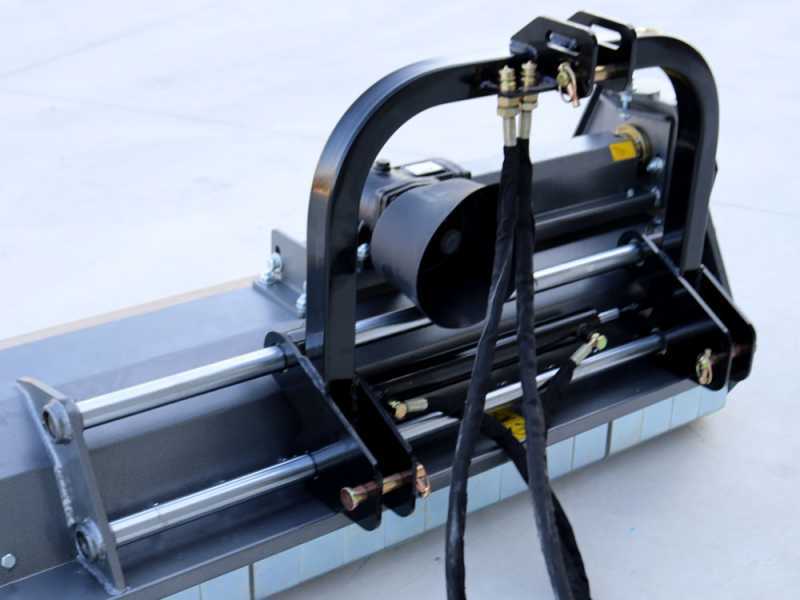 Mulcher mit hydraulischer Verschiebung f&uuml;r Traktor leichte Baureihe Blackstone BL 160 Hydro