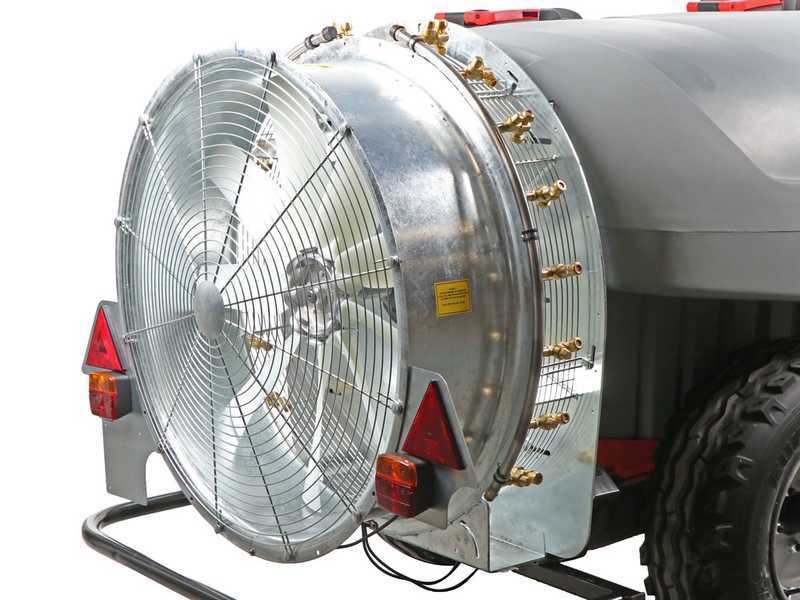 Nachlauf-Gebl&auml;sespritze Gray T Car 1500/90 mit Traktoranschluss f&uuml;r die Spr&uuml;hbehandlung - Fassungsverm&ouml;gen 1500 l - Pumpe AR1203