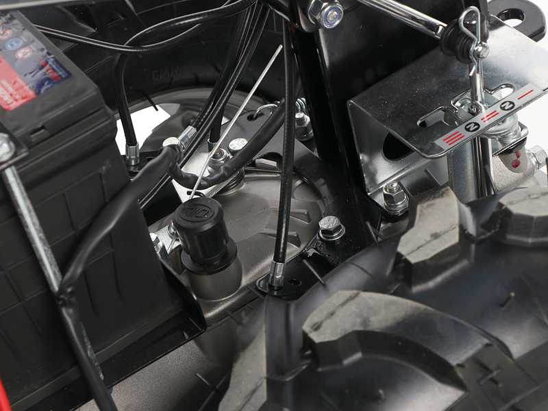 BullMach Chimera 400 D - Mehrzweckger&auml;t Balkenm&auml;her - Diesel-Motor 418ccm