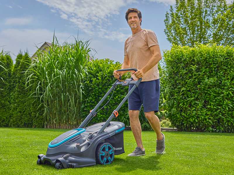 Gardena PowerMax Duo 46/36V P4A - Akku-Rasenm&auml;her - Schnittbreite 46 cm - OHNE AKKU UND LADEGER&Auml;T