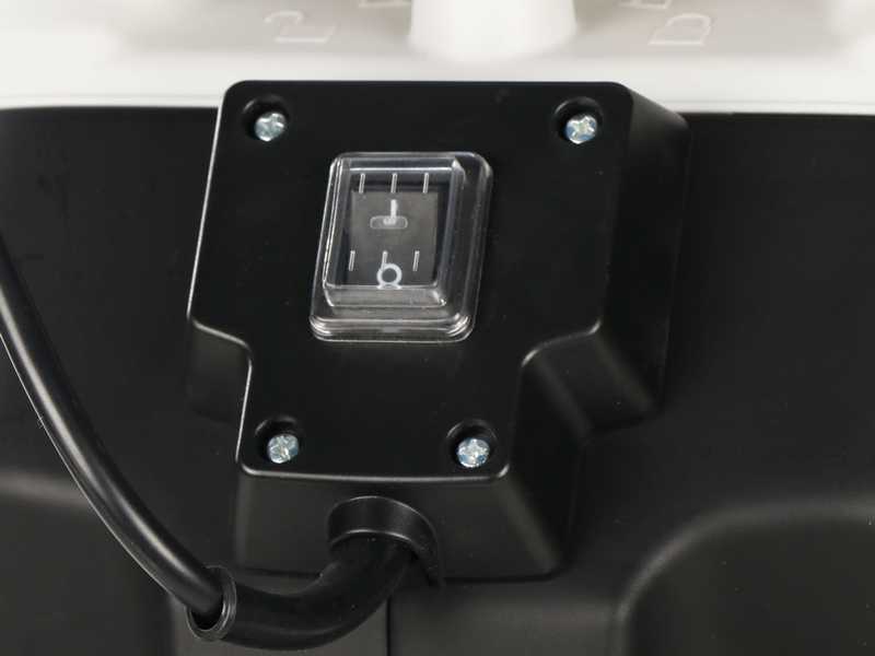 BlackStone SHRED 45 BL PLUS -Elektrischer H&auml;cksler - Wendemesser - Sammelkorb