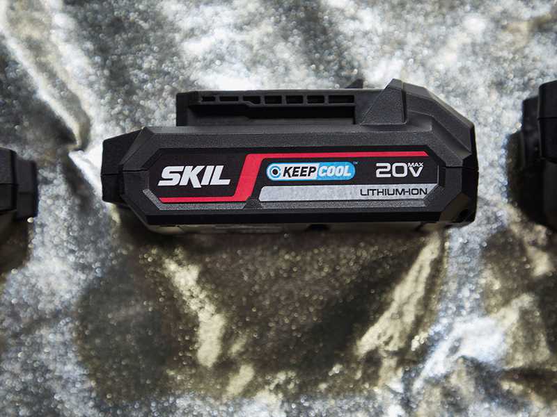 Skil 0514 CA - Akku-Teleskop-Hochentaster 20V / 2.5Ah