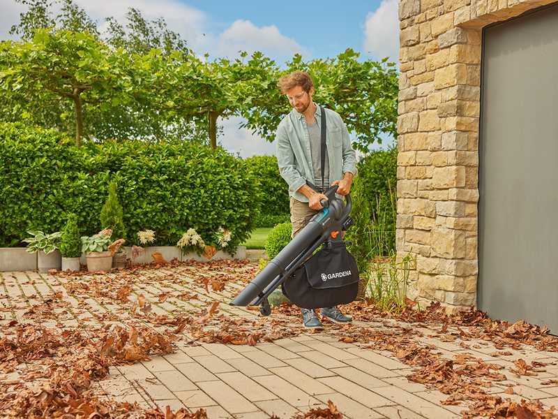 Gardena PowerJet Collect 18 P4A - Akku-Laubbl&auml;ser und -sauger - 18V 4Ah