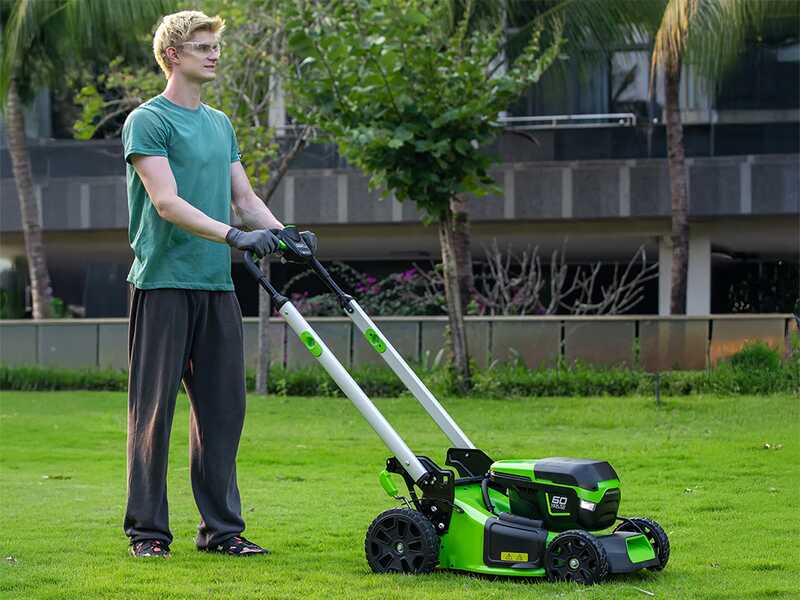Greenworks GD60LM46SPK4 - Akku-Rasenm&auml;her selbstangetrieben - 60V/4Ah - Taglio 46 cm