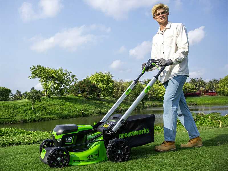 Greenworks GD60LM46SPK4 - Akku-Rasenm&auml;her selbstangetrieben - 60V/4Ah - Taglio 46 cm