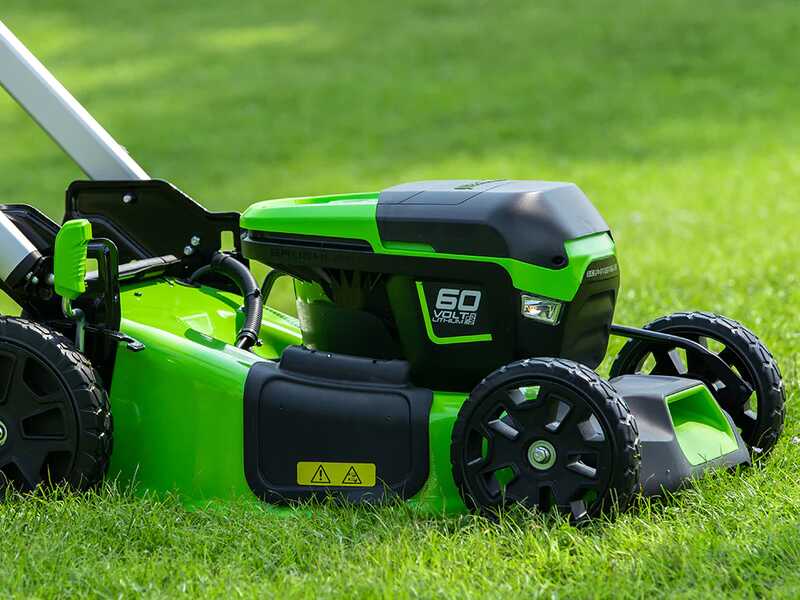 Greenworks GD60LM46SPK4 - Akku-Rasenm&auml;her selbstangetrieben - 60V/4Ah - Taglio 46 cm