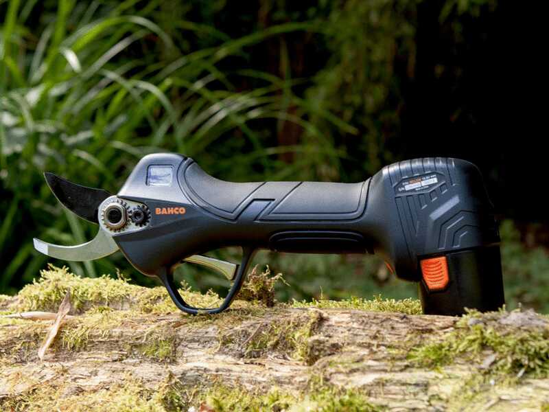 BAHCO BCL226 - Akku-Gartenschere - 2x 12.6V 2,5 Ah
