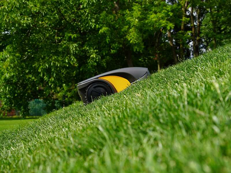 Stiga A 5000 - M&auml;hroboter - Mit zwei E-Power-Batterien von 5 Ah