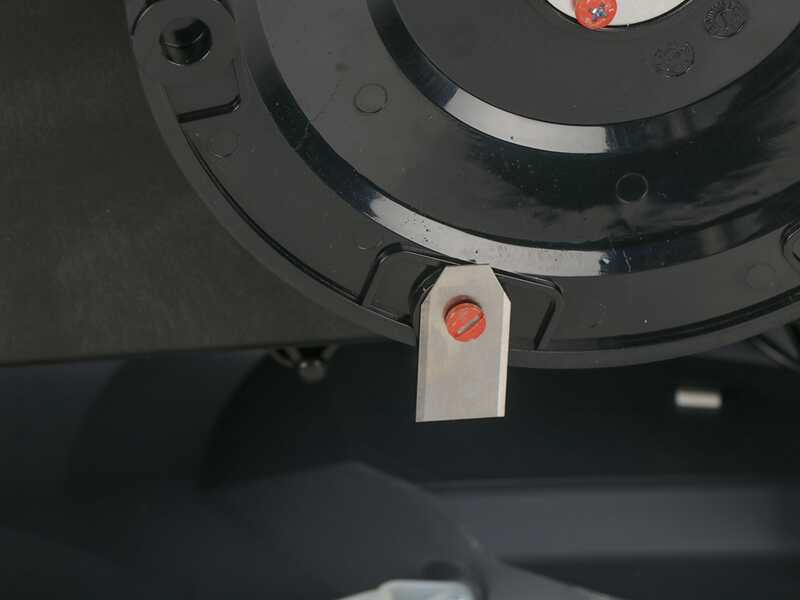 AMA Freemow RBA3010 - M&auml;hroboter - einfache Installation