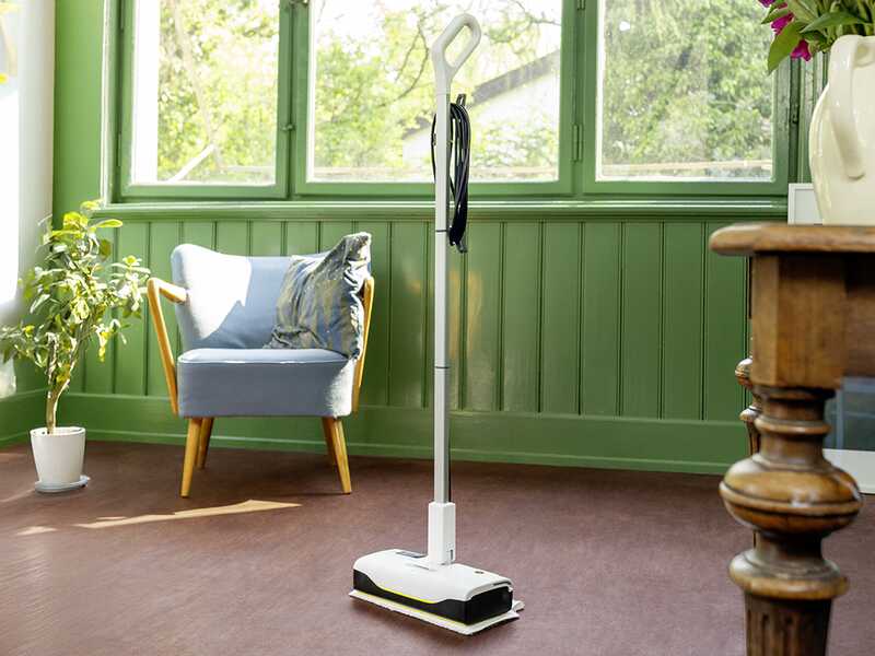 Karcher SC 1 Upright &ndash; Desinfizierender Dampfbesen &ndash; 1300 W