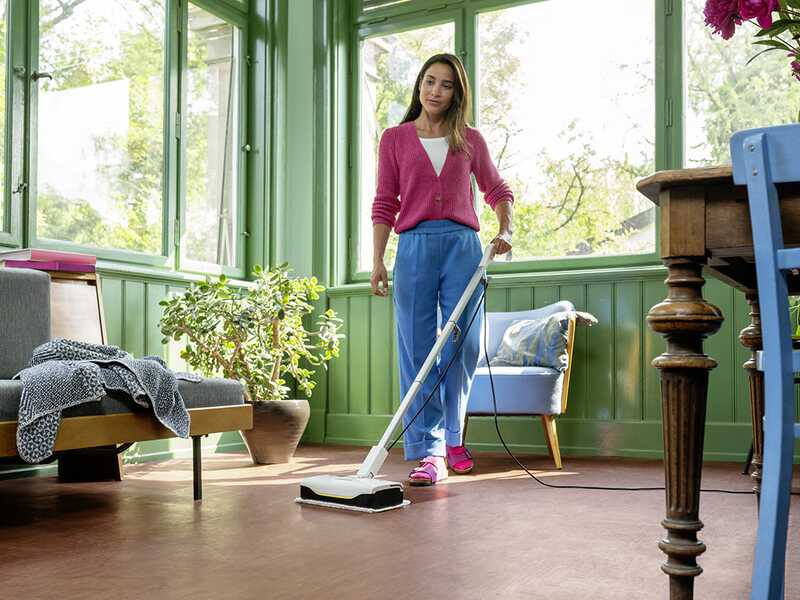 Karcher SC 1 Upright &ndash; Desinfizierender Dampfbesen &ndash; 1300 W