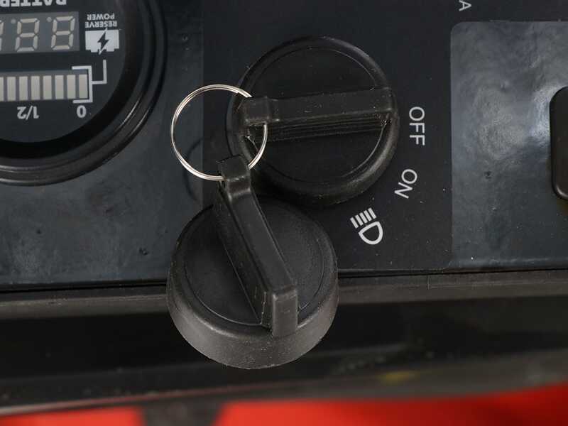 Blue Bird BR SD 98 - Akku-Rasentraktor 48V/75Ah - Schnittbreite 98cm