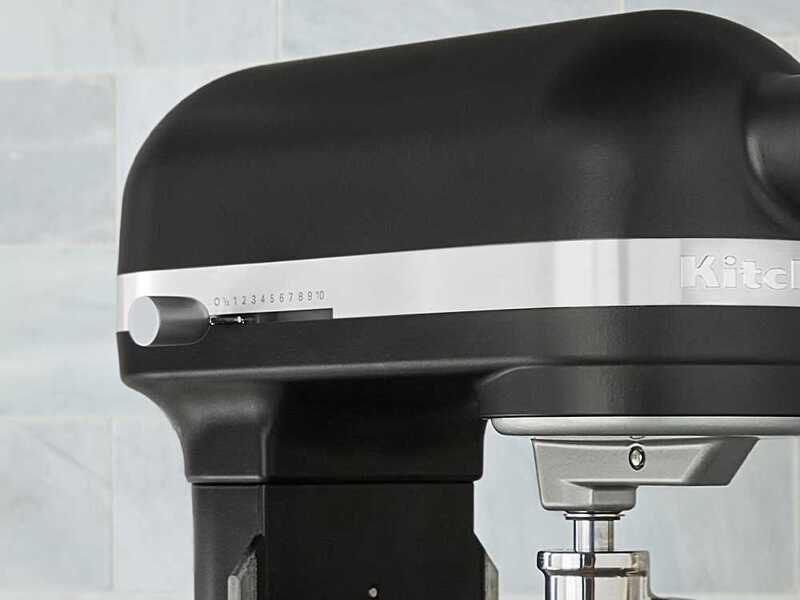 KitchenAid Artisan 5KSM60SPX-EBM Schwarz matt &ndash; K&uuml;chenmaschine mit Sch&uuml;sselheber
