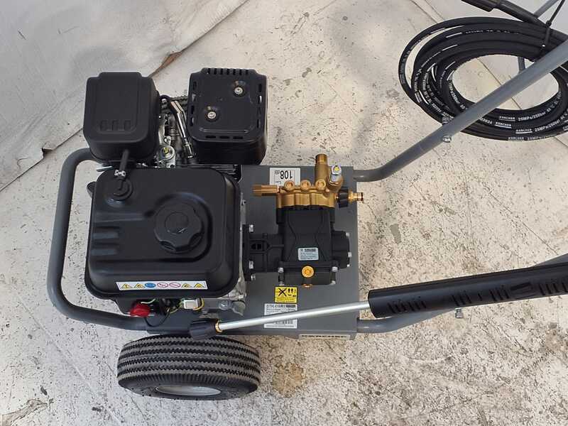 OUTLET - AUSSTELLUNGSST&Uuml;CK - K&auml;rcher Pro HD 6/15 G Classic - Benzin-Hochdruckreiniger - Loncin Motor G200FA