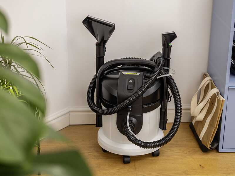 K&auml;rcher SE 4 - Teppichreiniger - Nasssauger - Frisch-/Schmutzwassertank 4 l - 1000 W