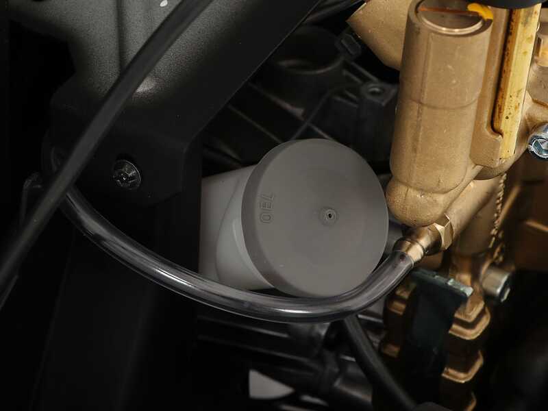 OUTLET - KLEINE OPTISCHE M&Auml;NGEL - K&auml;rcher Pro HDS 5/15 UX - Hei&szlig;wasser-Hochdruckreiniger - Pumpe aus Messing - Schlauchtrommel - 230V