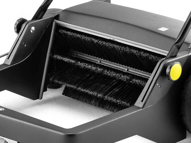 K&auml;rcher KM 70/15 C Classic &ndash; Handkehrmaschine mit Auffangbeh&auml;lter