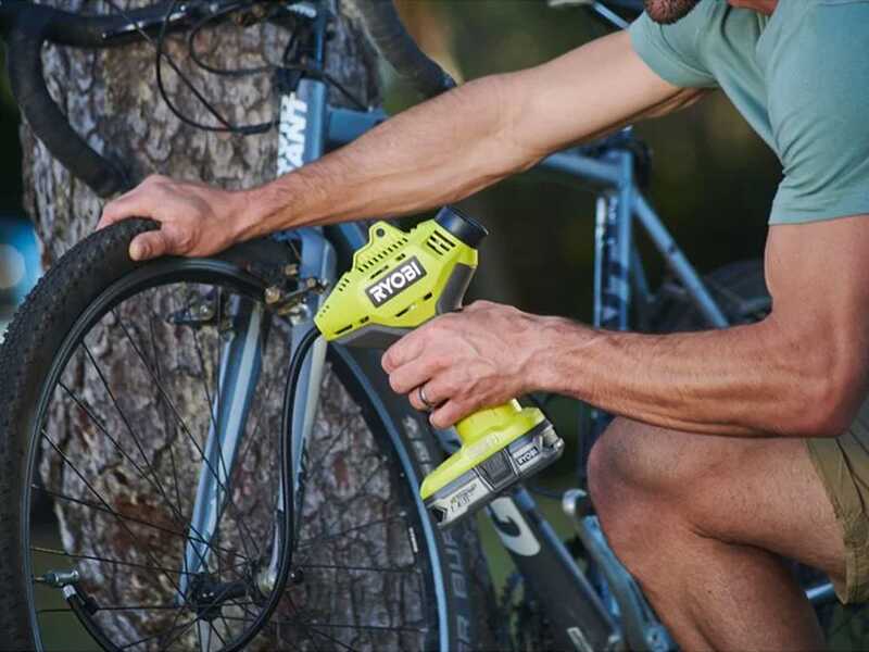 Ryobi R18PI-0 &ndash; tragbarer Akku-Kompressor &ndash; 18 V &ndash; 4 Ah