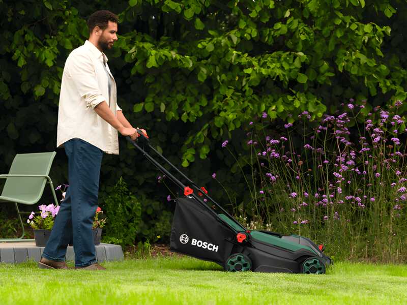 Bosch Rotak18V2-38 &ndash; Akku-Rasenm&auml;her &ndash; Schnittbreite 38 cm &ndash; SOLO OHNE AKKU UND LADEGER&Auml;T