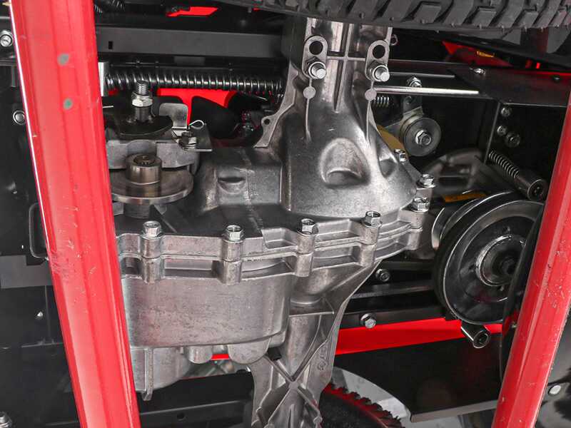 GeoTech RM 75-610 BSM-H &ndash; Rasentraktor mit Hydrostatgetriebe &ndash; 224-ccm-Motor